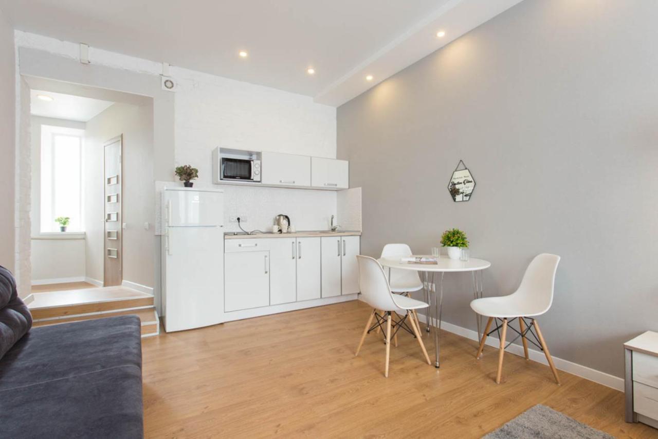 Lux Studio Near Metro Yaroslava Mudroho, Universytet - Chernyshevska Str 95-4 Kharkiv Eksteriør bilde